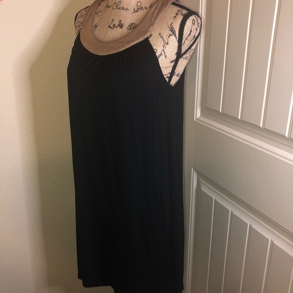 Karlie Black Swing Dress with Gold Collar Size M Perfect for Holidays - Picture 4 of 6